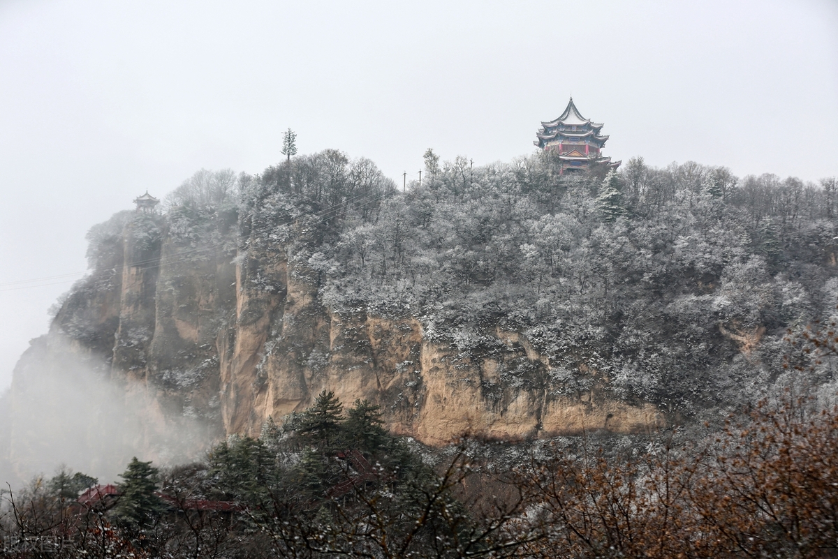 甘肃平凉崆峒山介绍_甘肃平凉回山王母宫历史_平凉崆峒山旅游景点