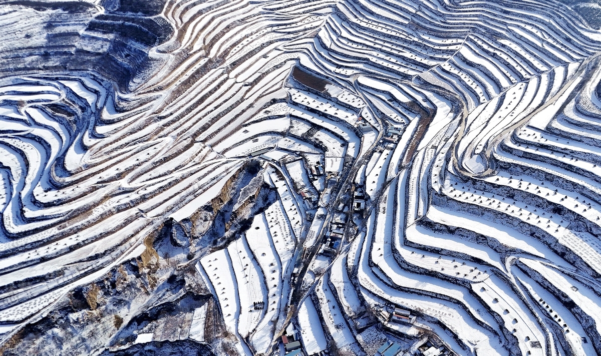 甘肃平凉回山王母宫历史_平凉崆峒山旅游景点_甘肃平凉崆峒山介绍