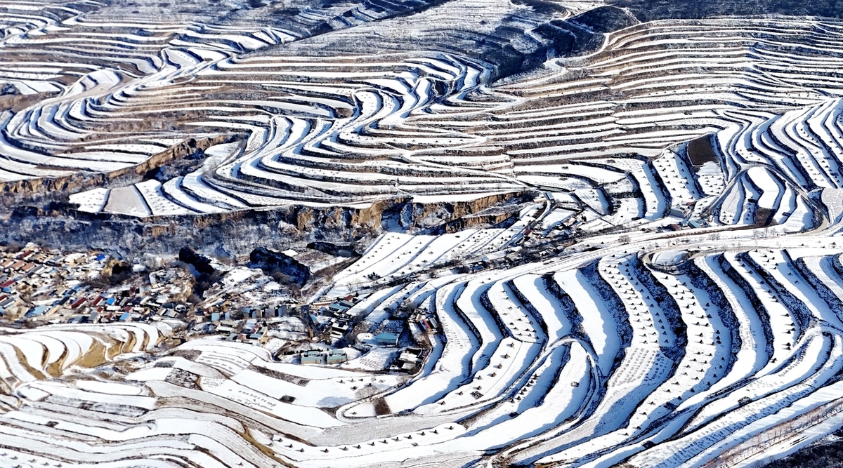 平凉崆峒山旅游景点_甘肃平凉崆峒山介绍_甘肃平凉回山王母宫历史