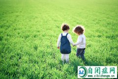 自闭症是怎么回事 自闭症原因都有哪些呢