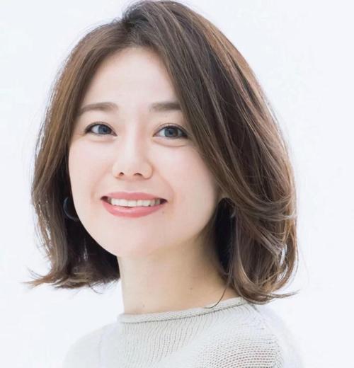 林心如和赵薇身高对比 林心如和赵薇身高对比