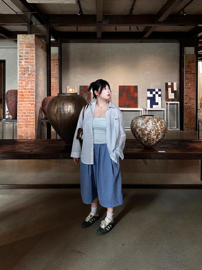 明星送自闭症女孩回家 明星送自闭症女孩回家