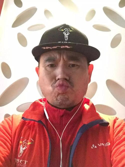 自闭男主兄妹(男主自闭症姐弟恋的小说) 自闭男主兄妹(男主自闭症姐弟恋的小说)