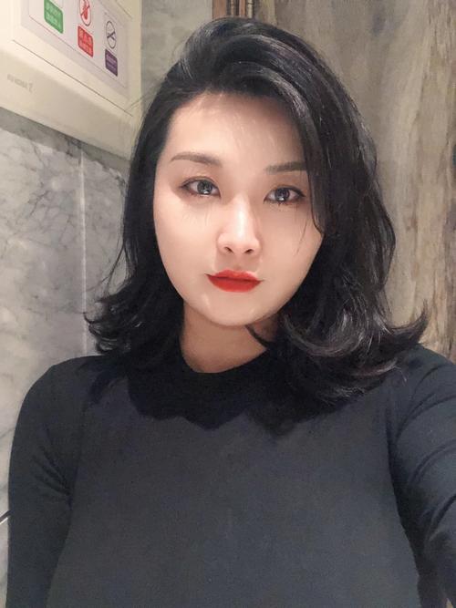 自闭症儿童老缩脖子睡觉