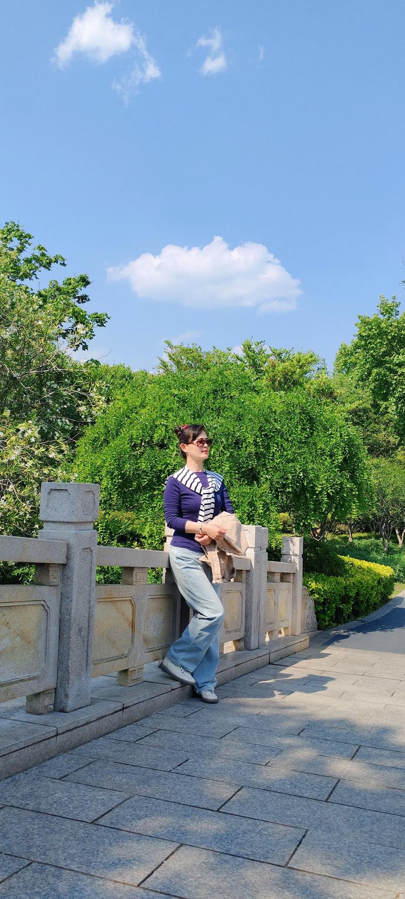自闭孩子老是撞头(自闭症撞头是因为头疼吗)