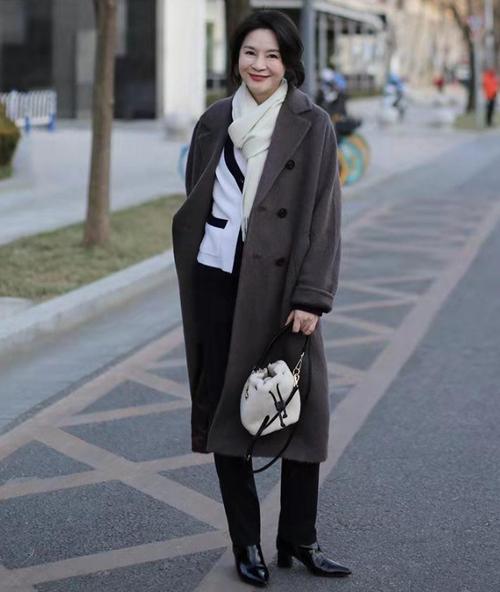 自闭症坐不住怎么治疗