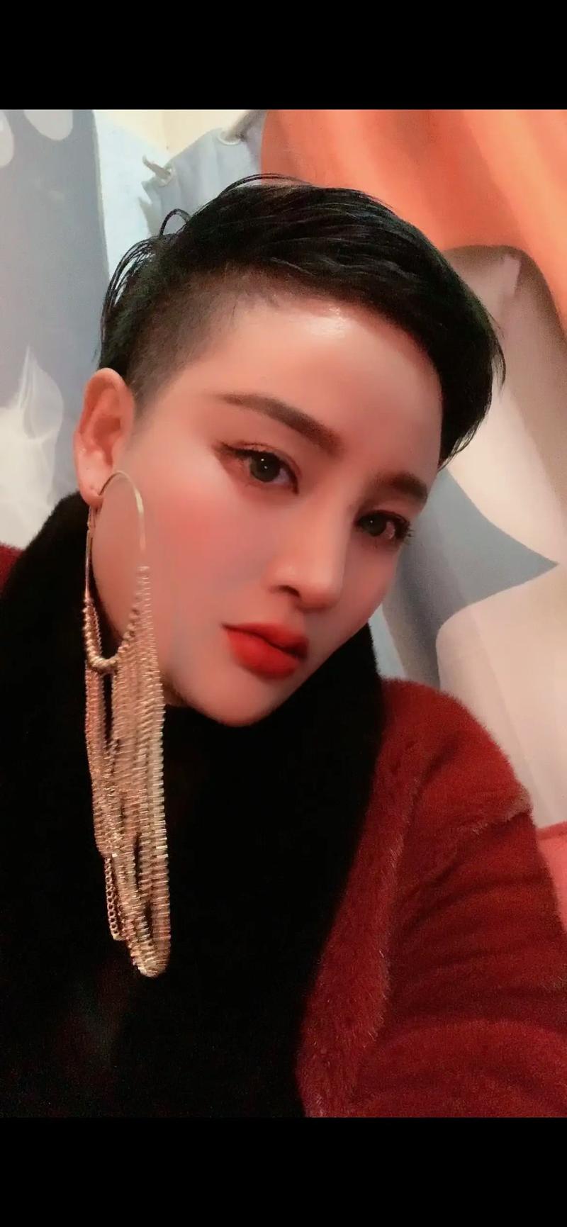 抑郁自闭不想面对(抑郁自闭了怎么办)