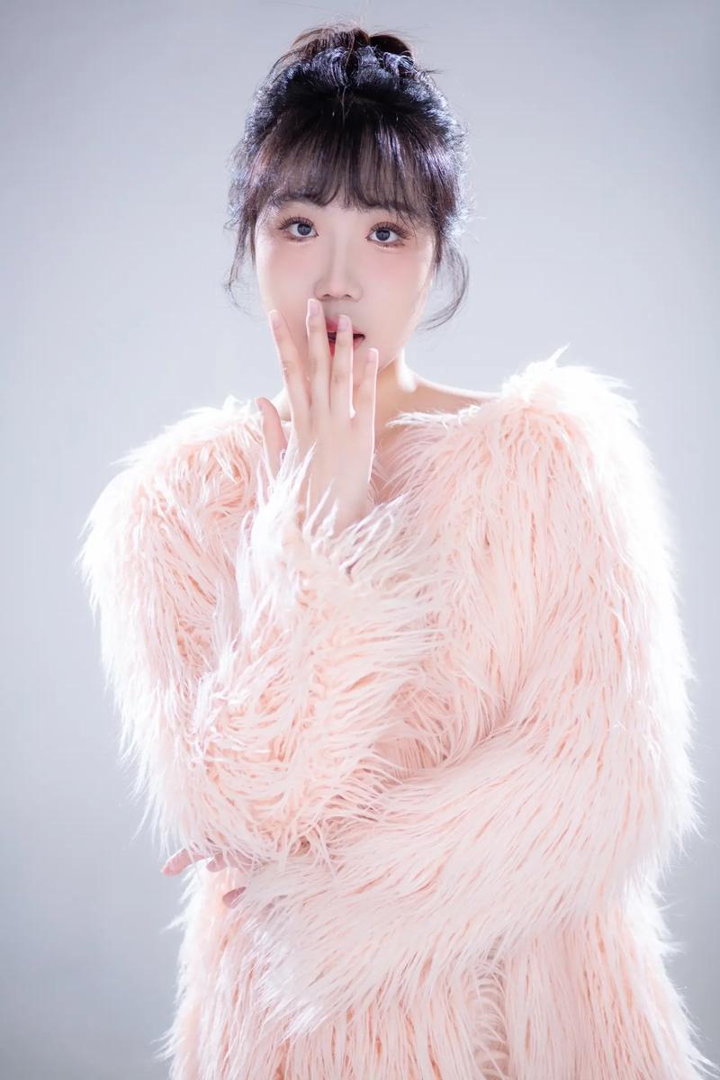 自幼父母打击少年自闭