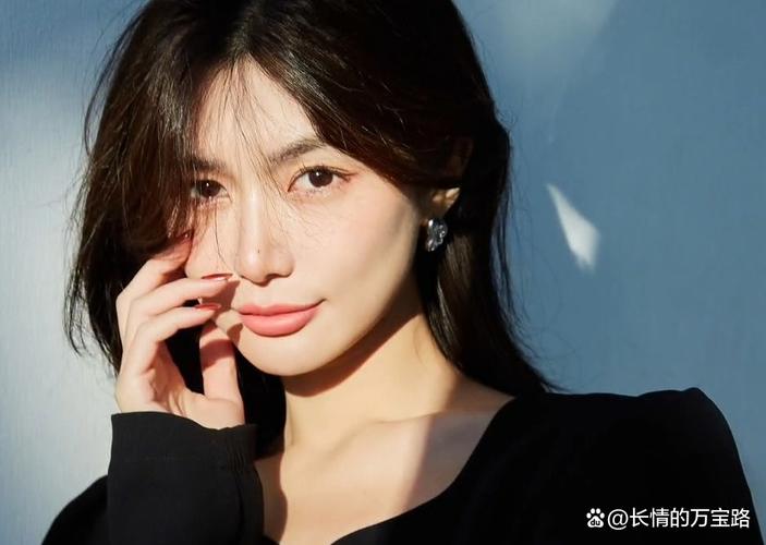 自闭某些人喊他就有反应
