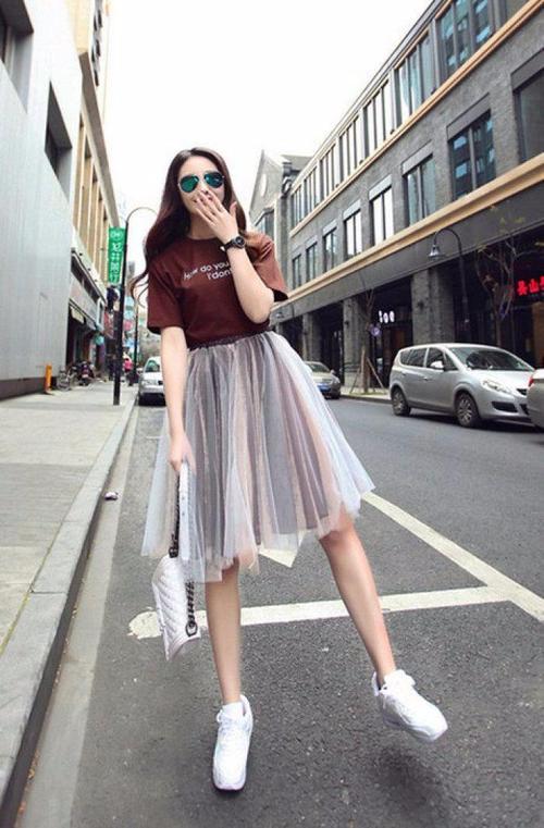 婴儿坐着转圈自闭 婴儿坐着转圈自闭正常吗