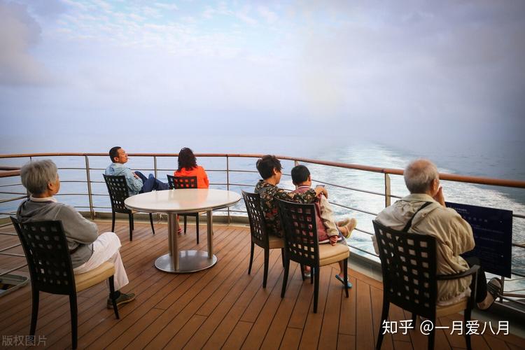自闭的时候怎么调节 自闭怎么能动啊
