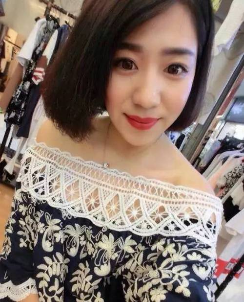 天天赤脚是不是自闭症