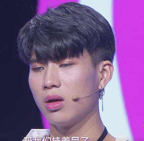 性格自闭不想改变(变得自闭 不想和任何人交流)