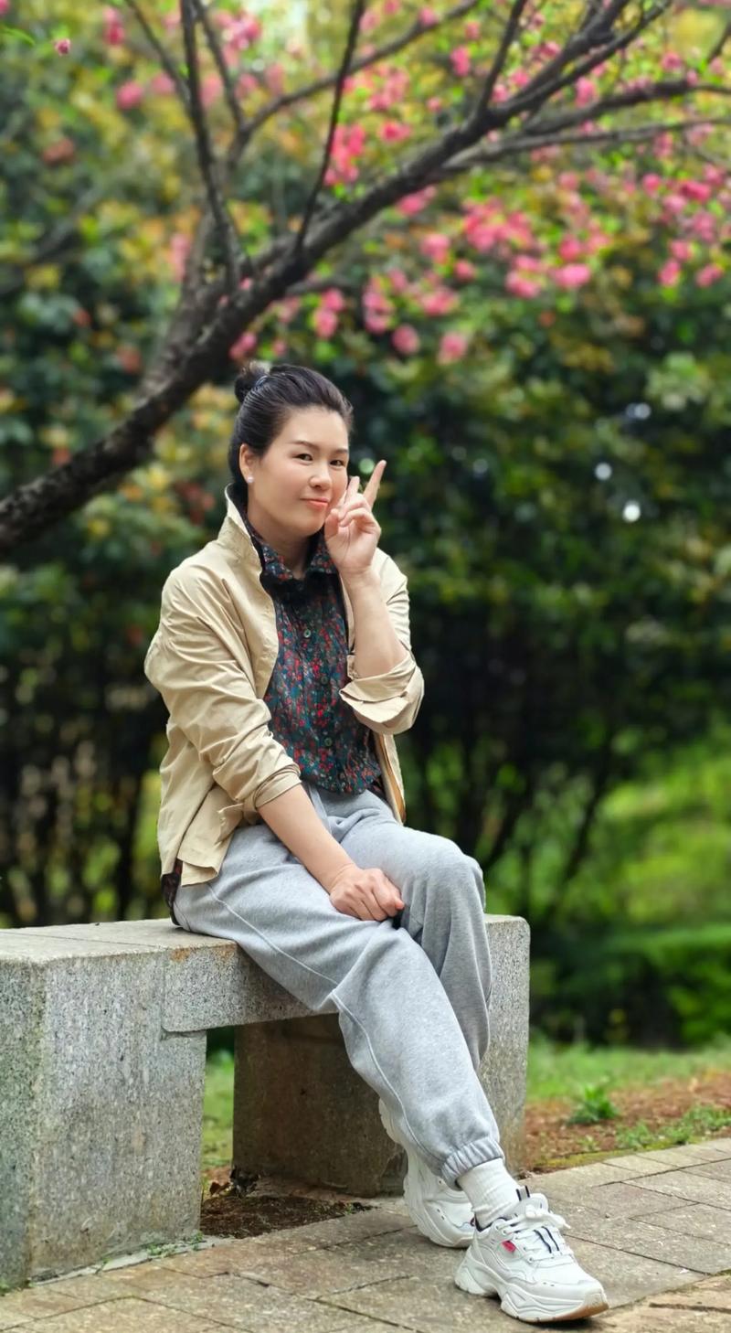 打游戏时间长会自闭吗