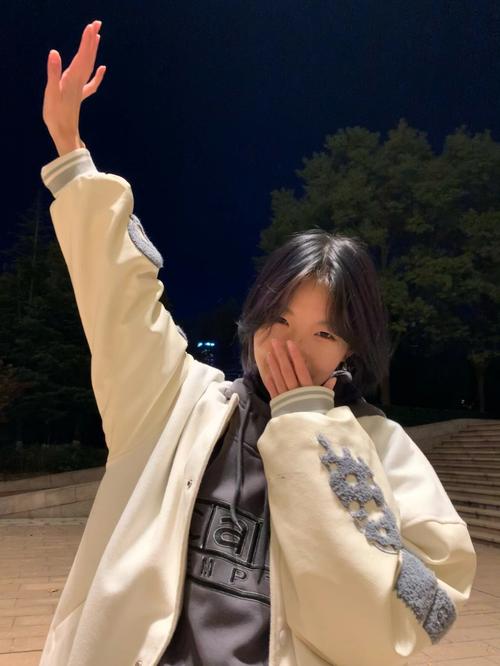 智齿是长在什么位置（智齿是长在哪个位置的）