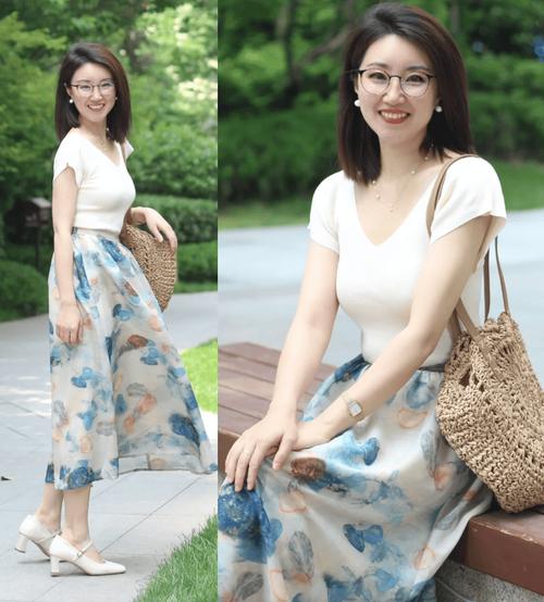 自闭小人蹲在墙角特效 自闭小人蹲在墙角特效