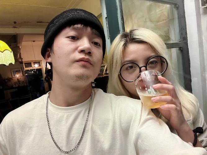 关厕所会得自闭症吗