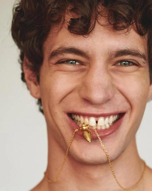 社交自闭文案句子 社交自闭症百度百科