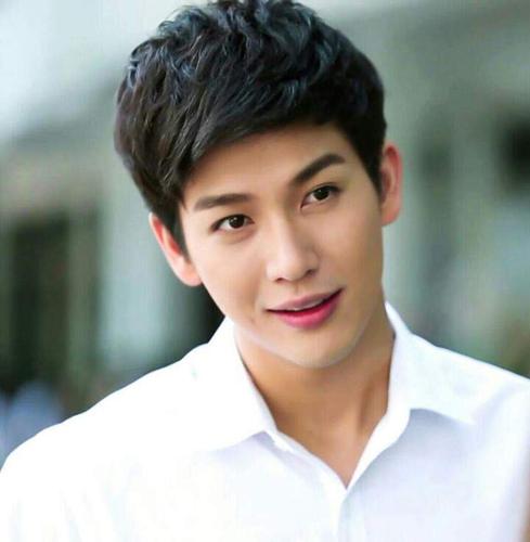 自闭症属于发育障碍吗