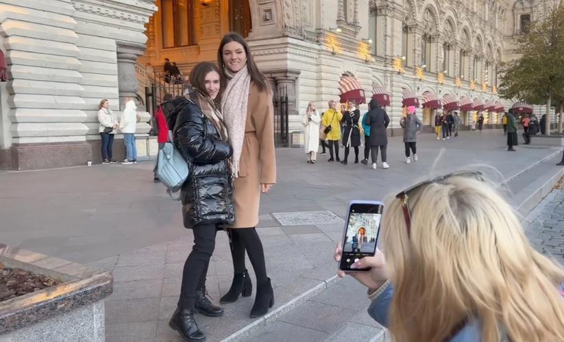 胡冰卿身高 胡冰卿身高对比