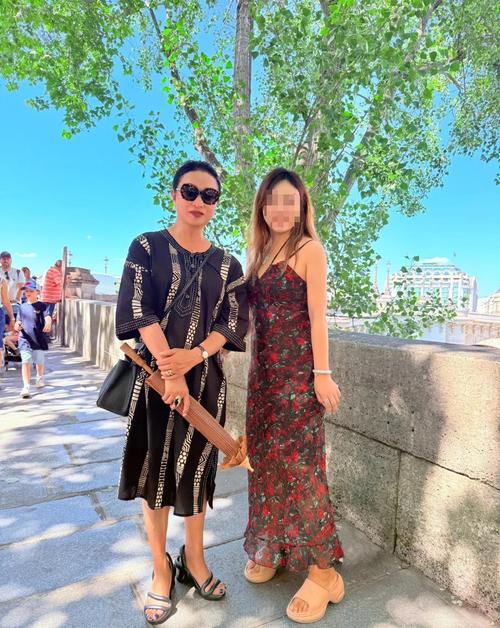 霍启刚血型 霍启刚血型B型血