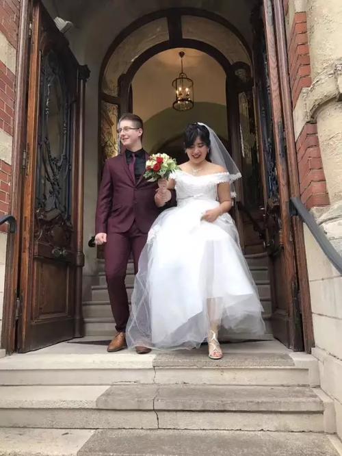 突然觉得自己自闭 感觉自己自闭了