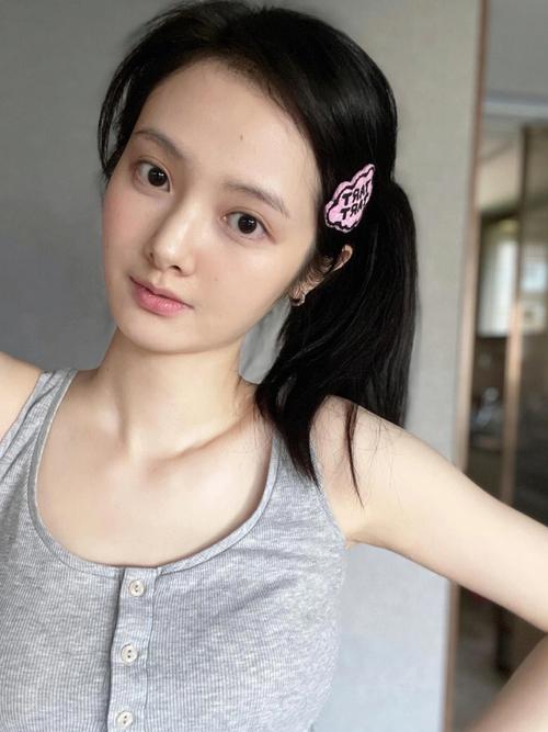 难辞自闭了 难辞宝书网