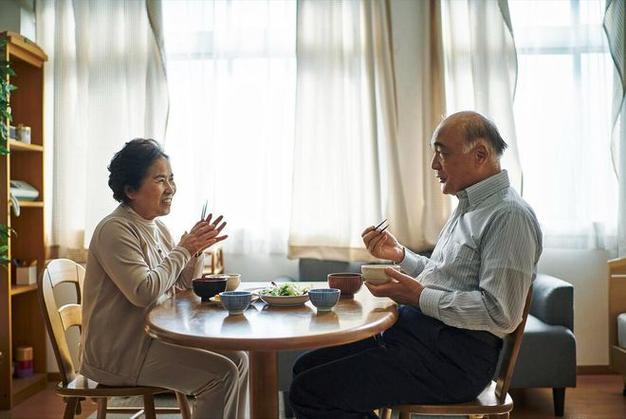 如何识别得自闭 如何辨别自闭 如何识别得自闭 如何辨别自闭