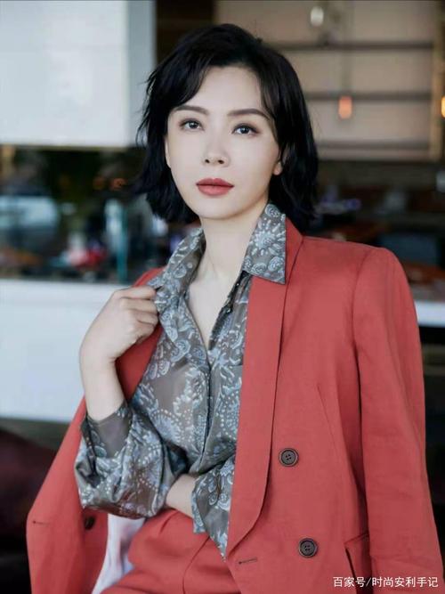 表达自己抑郁自闭 形容自闭抑郁的词