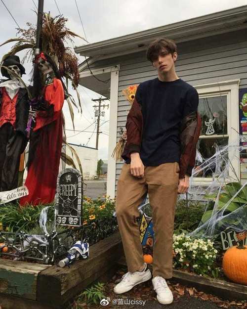 碧血蓝天电影 碧血蓝天电影赵文卓国语版