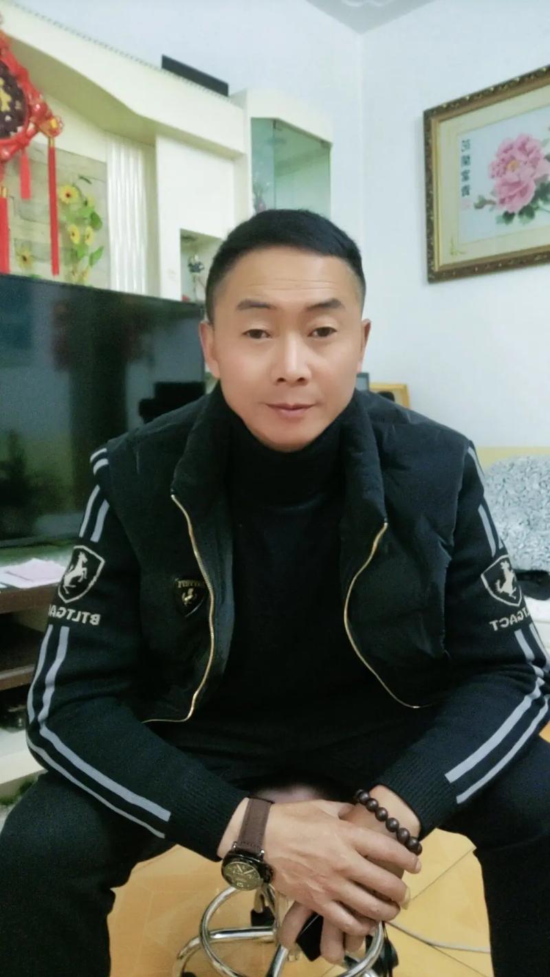 清冷孤僻自闭 清冷孤独