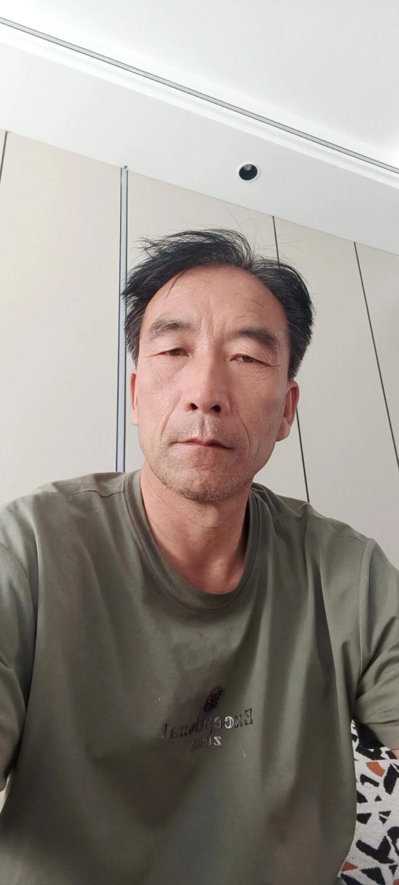 漆黑的自闭名场面