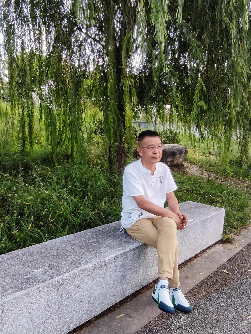 现在老师老说孩子自闭了