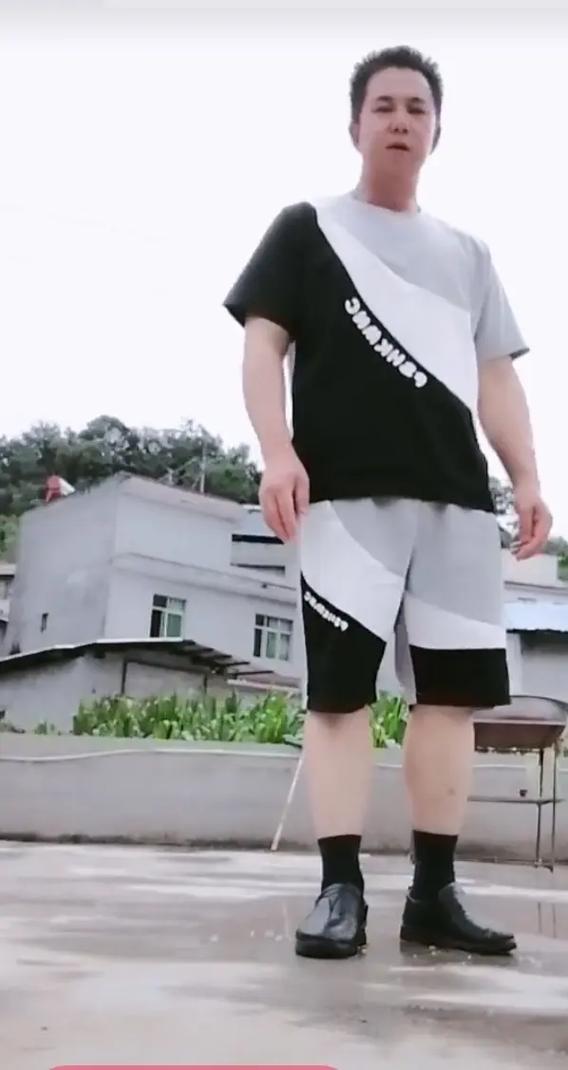 自闭少年佩奇 自闭少年表情包