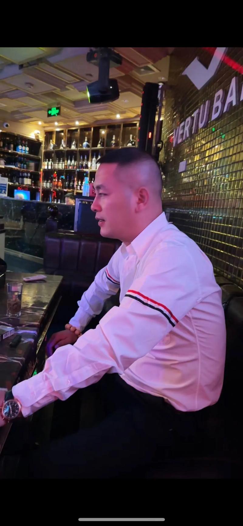 自闭症分床睡了 自闭症睡觉要人陪吗 自闭症分床睡了 自闭症睡觉要人陪吗