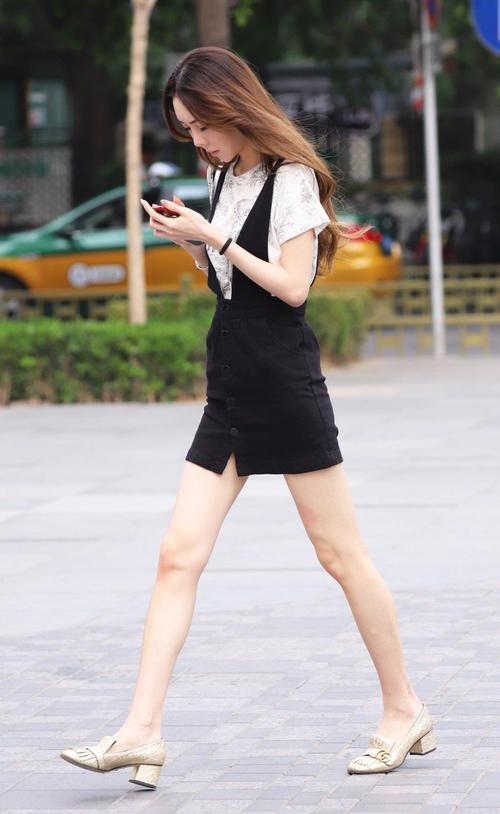 怎么安抚自闭症儿童哭闹